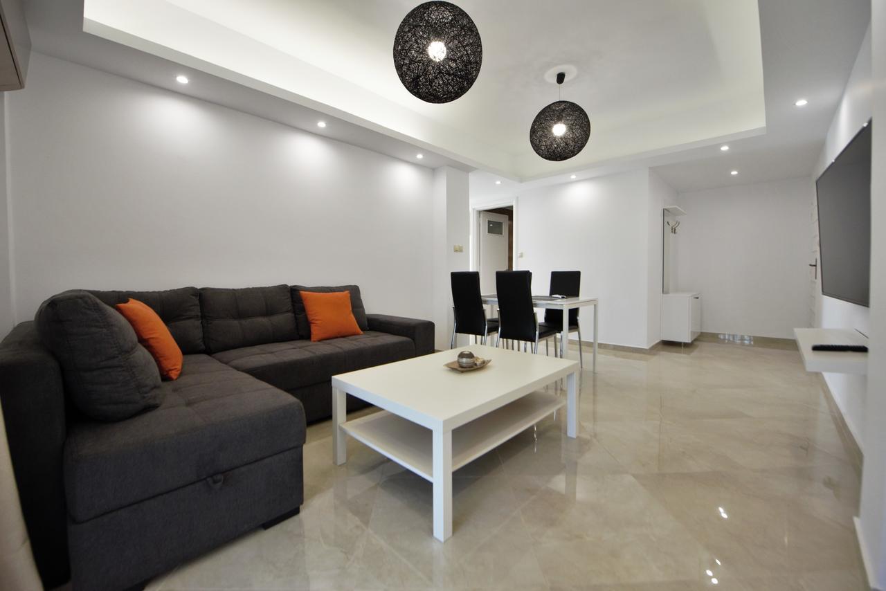 Athena Apartment Artemida  Exterior foto